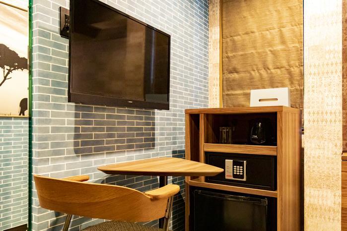 Under Railway Hotel Akihabara Токіо Екстер'єр фото