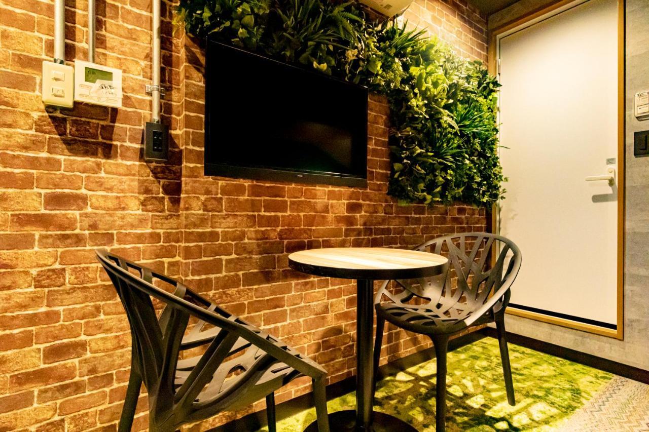 Under Railway Hotel Akihabara Токіо Екстер'єр фото