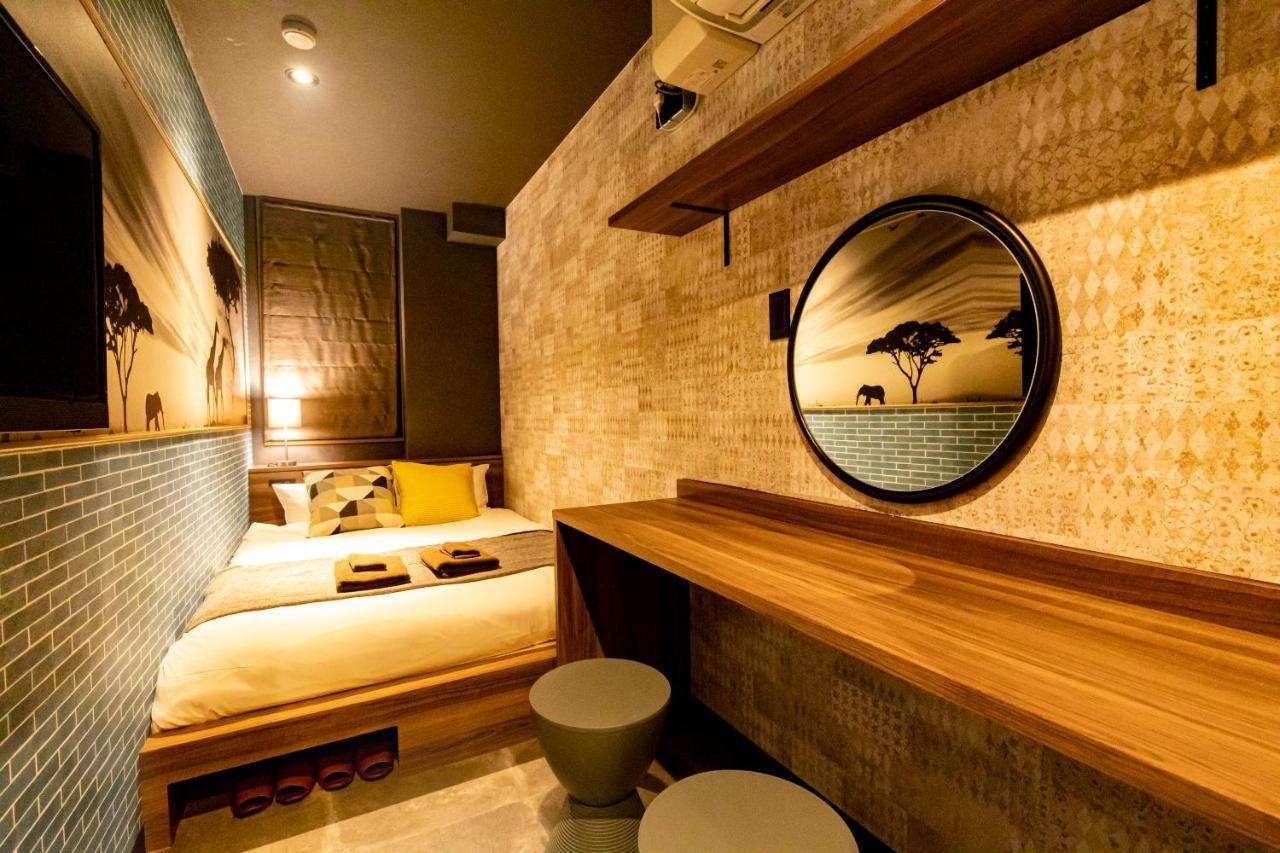 Under Railway Hotel Akihabara Токіо Екстер'єр фото