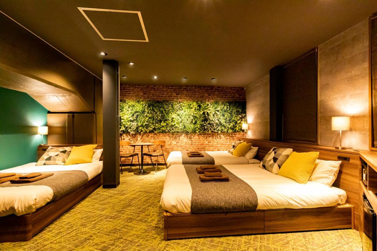 Under Railway Hotel Akihabara Токіо Екстер'єр фото