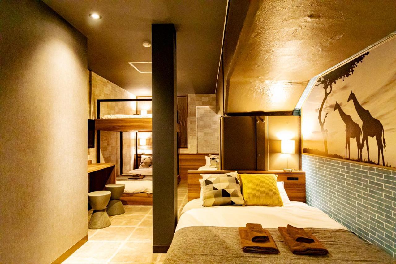 Under Railway Hotel Akihabara Токіо Екстер'єр фото
